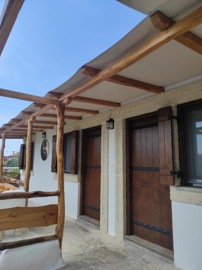 Orange Garden Double Rooms Kala Nera Bagian luar foto