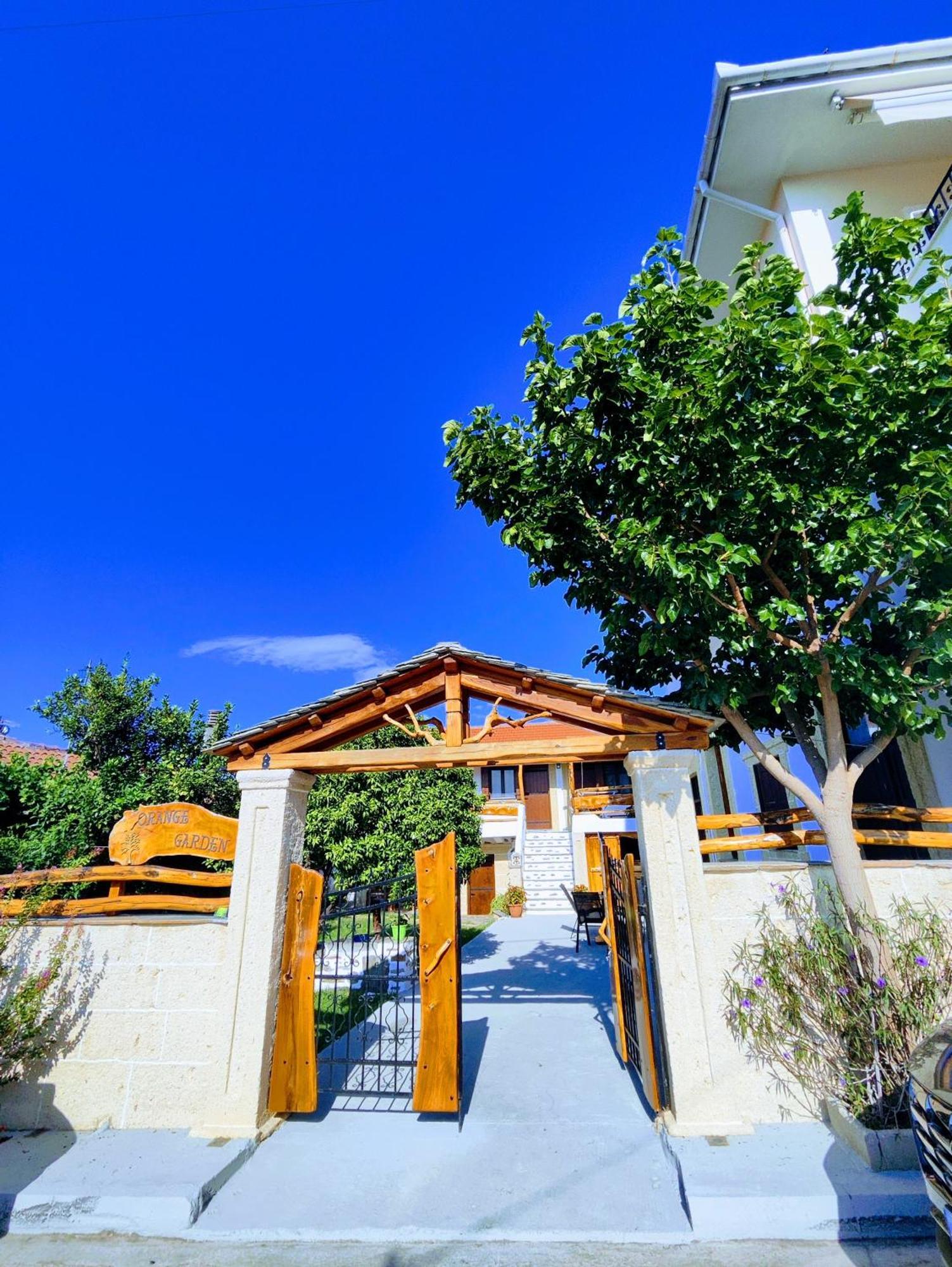 Orange Garden Double Rooms Kala Nera Bagian luar foto